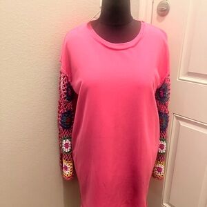 Umgee Pink Sweatshirt Tunic with Colorful Crochet Sleeves